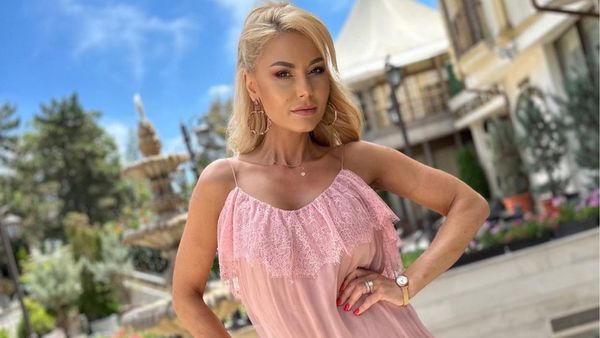 "Am gătit 40 și ceva de ani și nu mai vreau să o iau de la capăt. Dacă este un om potent și are bani să mă scoată la restaurant ori mănâncă la el acasă". Singura pretenție pe care o are Emilia Ghinescu de la viitorul iubit