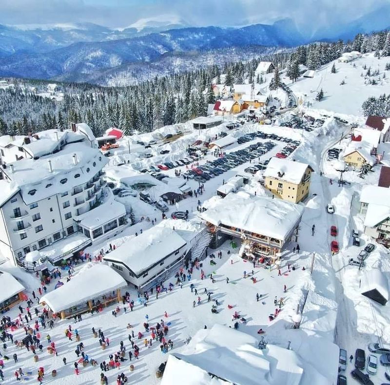 Cele mai frumoase destinații de iarnă din România