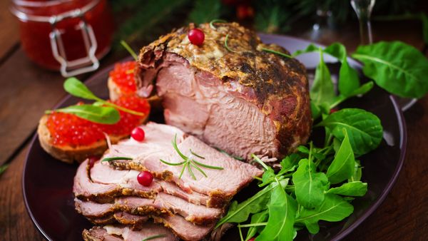 C&acirc;t a ajuns să coste un piept de rață &icirc;n magazine de Sărbători?