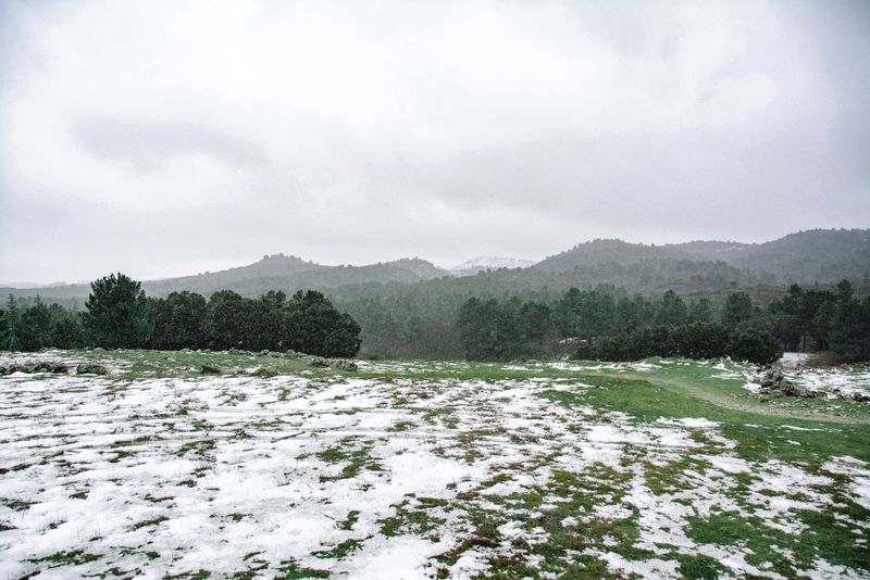 Avertizări de cod galben și portocaliu până duminică în mai multe județe din țară