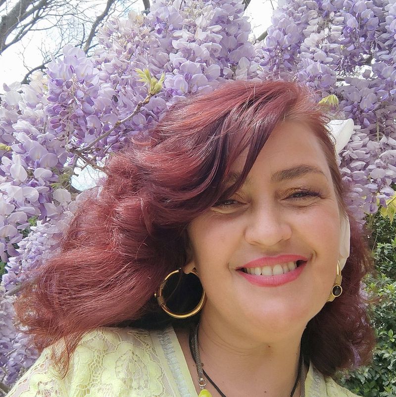 Rona Hartner detaliu tratament