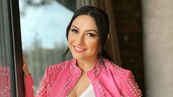 Andra a împodobit deja bradul de Crăciun! Celebra cântăreață a împărtășit cu urmăritorii din mediul online momentul special