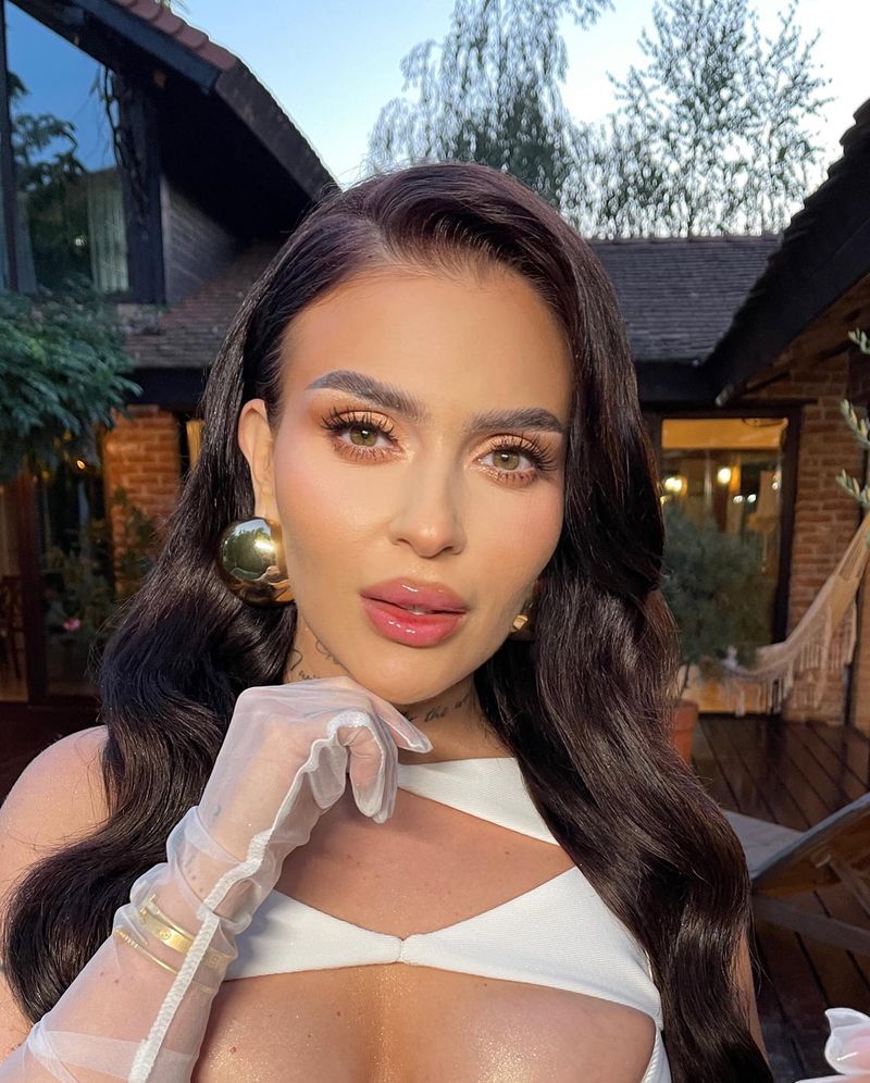 Oana Radu a fost părăsită de tatăl ei