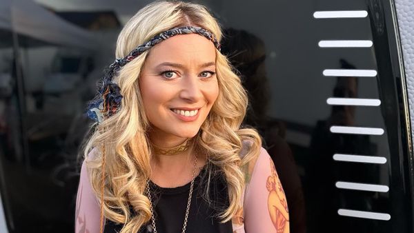 Ce măn&acirc;ncă Laura Cosoi la micul dejun. Rețeta care o ajută pe actriță să se mențină &icirc;n formă la 41 de ani. Ingredientul secret folosit de vedetă