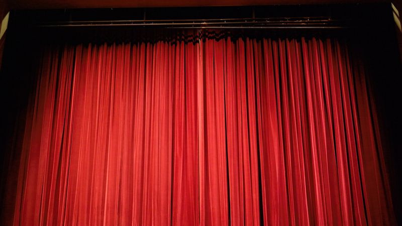 Cine este actorul care s-a stins din viață chiar pe scenă Teatrului Notarra. Ce i-a spus soției lui &icirc;nainte de  a muri