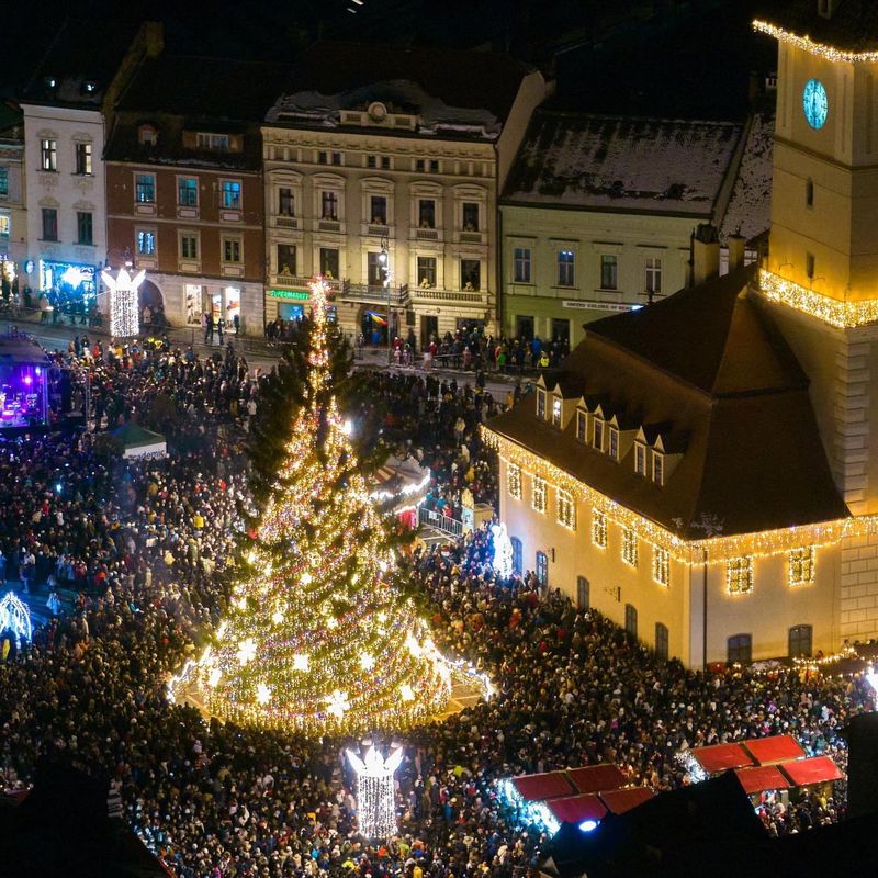 Târgul de Crăciun din Brașov va fi deschis anul acesta în perioada 30 noiembrie 2023- 7 ianuarie 2024 