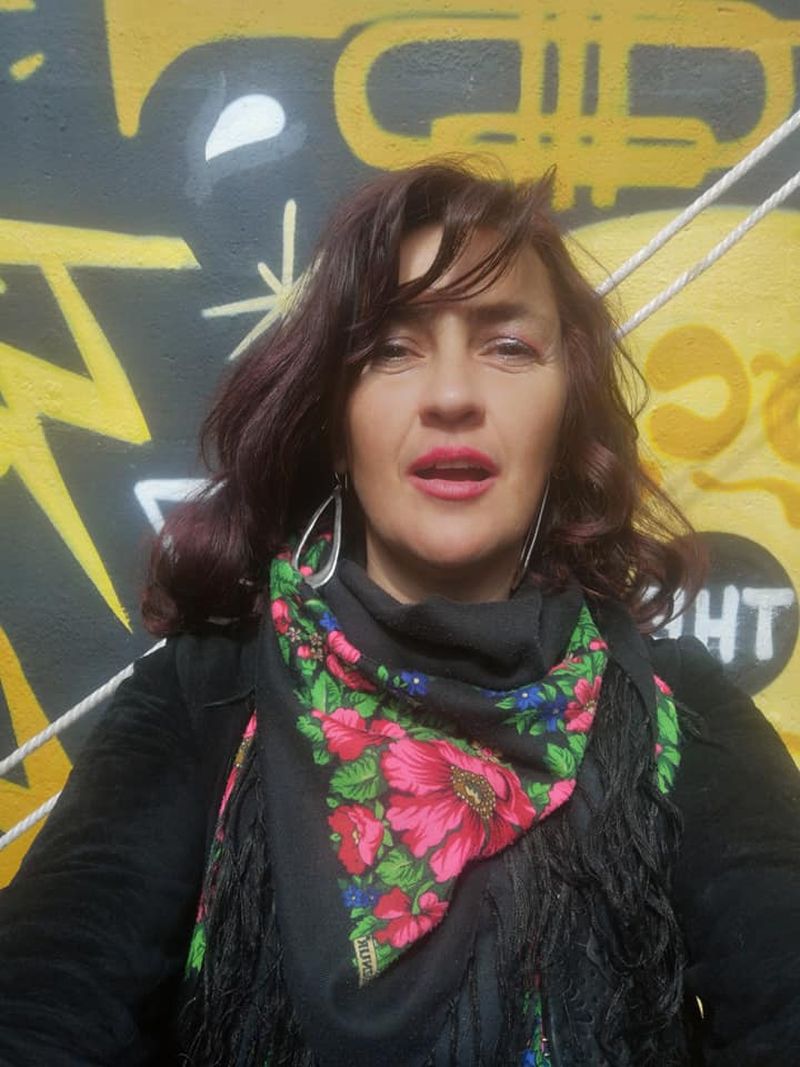 Rona Hartner premiziuni Carmen Harra