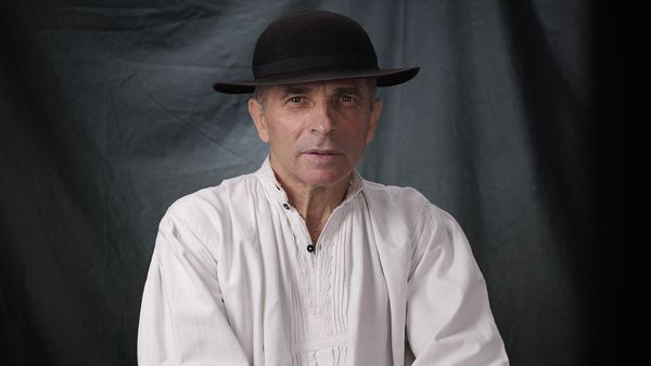 "Ei nu ştiu, pentru că n-au ştiinţă. Ei sunt oportunişti". Controverse după ce Grigore Leşe a susținut că piesa „Aşa-i românul” provine din folclorul maghiar 