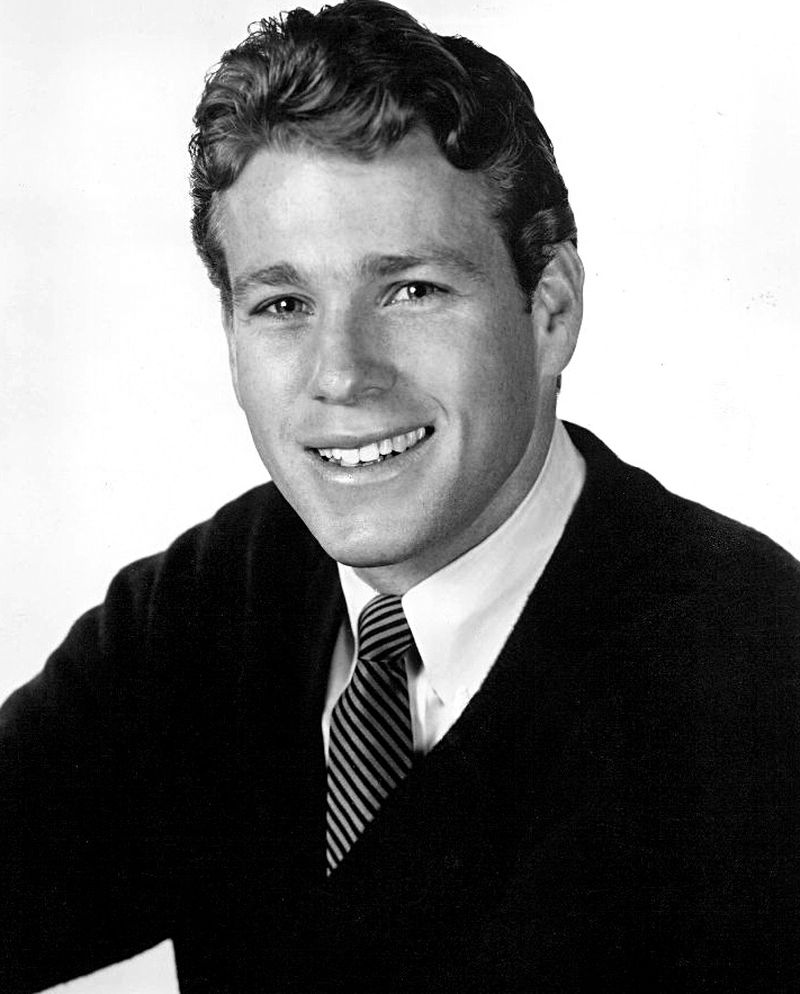 A murit Ryan O'Neal