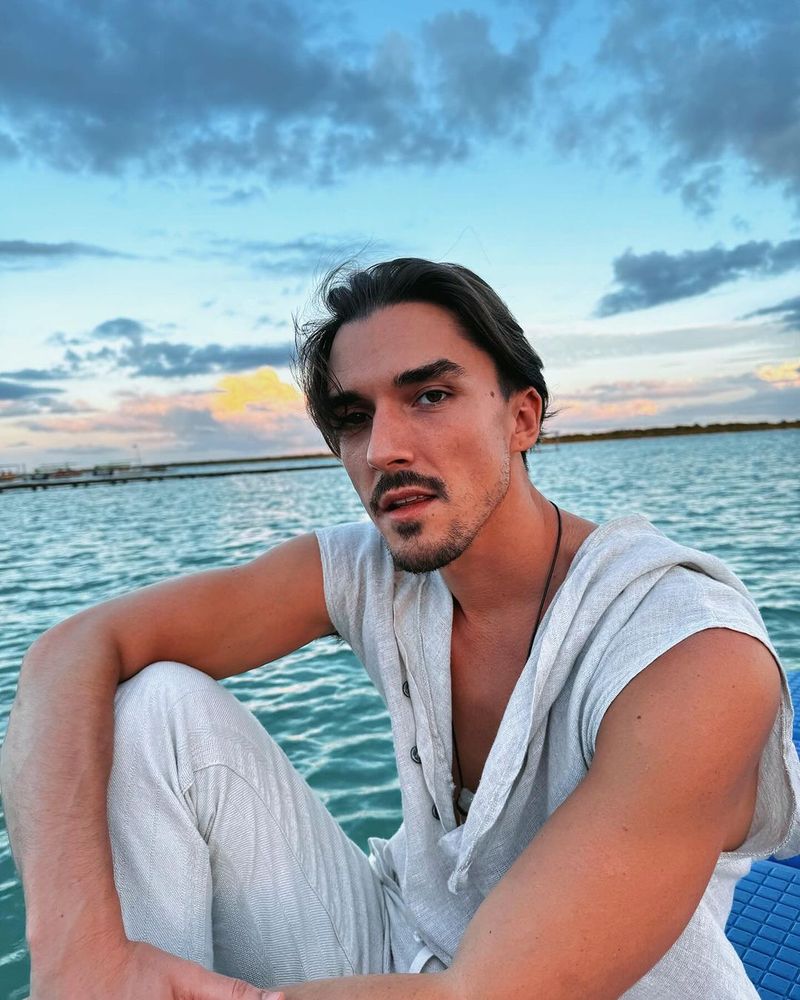 Emil Rengle vrea sa se casatoreasca