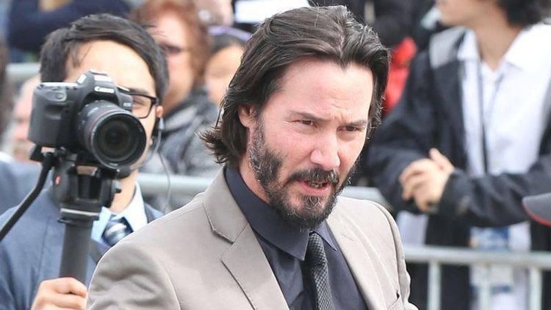 Keanu Reeves a fost prada hoților. Ce bunuri au furat din casa actorului &icirc;n valoare de 7 milioane de dolari