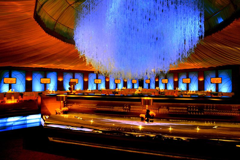 Pe ce dată are loc decernarea premiilor Golden Globes în 2024?