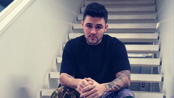 Mama lui Mario Fresh, copleșită de emoție. Artistul a impresionat-o p&acirc;nă la lacrimi pe femeia care i-a dat viață - VIDEO