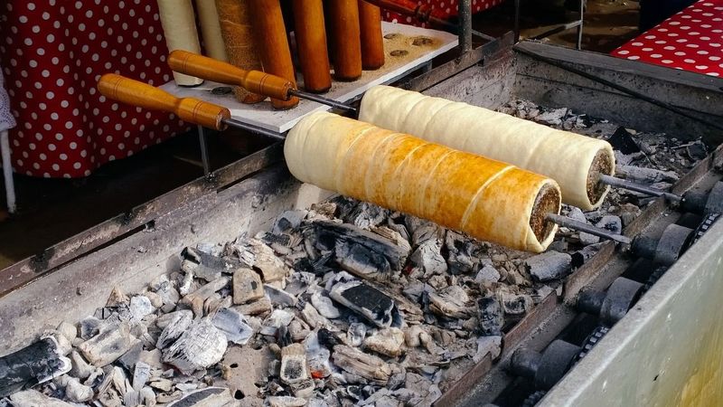 C&acirc;t costă un Kurtos kalacs la T&acirc;rgul de Crăciun din Drumul Taberei?