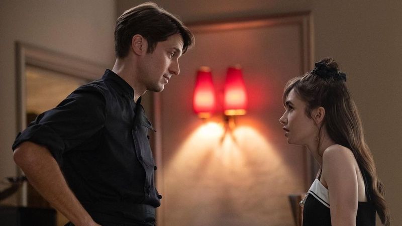 Când se lansează, de fapt, sezonul 4 din "Emily in Paris”?