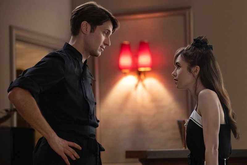 Când apare Emily in Paris, sezonul 4?