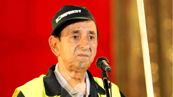 Nae Lăzărescu, actorul care a părăsit scena vieții în singurătate și sărăcie, a trecut prin episoade de coșmar de-a lungul vieții: "Când el era pe masă, mort, eu aveam spectacol. Cred că m-a întărit Dumnezeu"