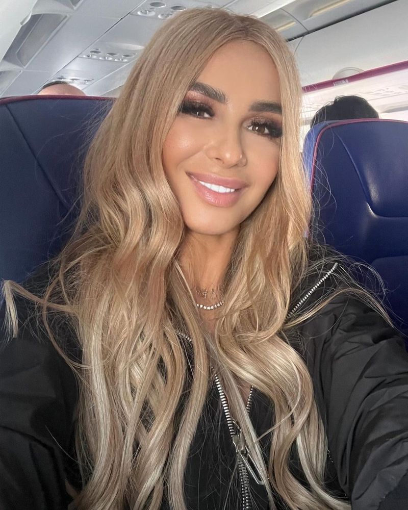 Anamaria Prodan reactii premiul Femeia anului 2023