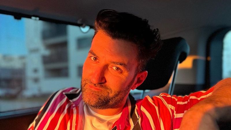 Cine a fost prima iubire a lui Smiley? Artistul a povestit totul despre prima lui noapte de amor: &bdquo;Chiar nu realizam ce mi se &icirc;nt&acirc;mplă&rdquo;