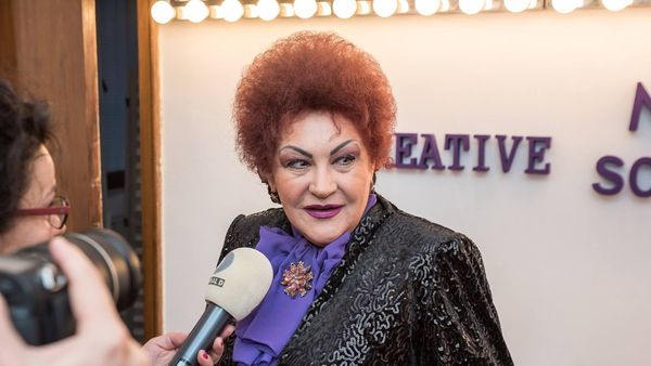 Elena Merișoreanu, dezvăluiri surprinzătoare despre infidelitatea soțului! C&acirc;ntăreața a fost &icirc;nșelată cu prietena ei: &bdquo;Ție nu ți-e rușine? Tu, prietena mea, te iei cu bărbatul meu?&rdquo;