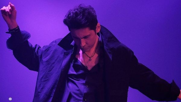 ”Oamenii au achitat să-l vadă în așa stare. Rușinoasă asemenea apariție pe scenă” Dan Bălan, criticat dur după ce s-ar fi urcat băut pe scenă