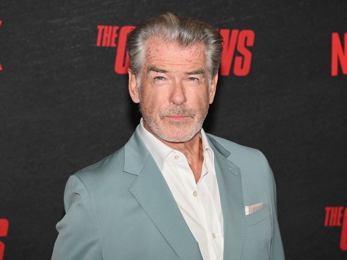 Pierce Brosnan sanctionat