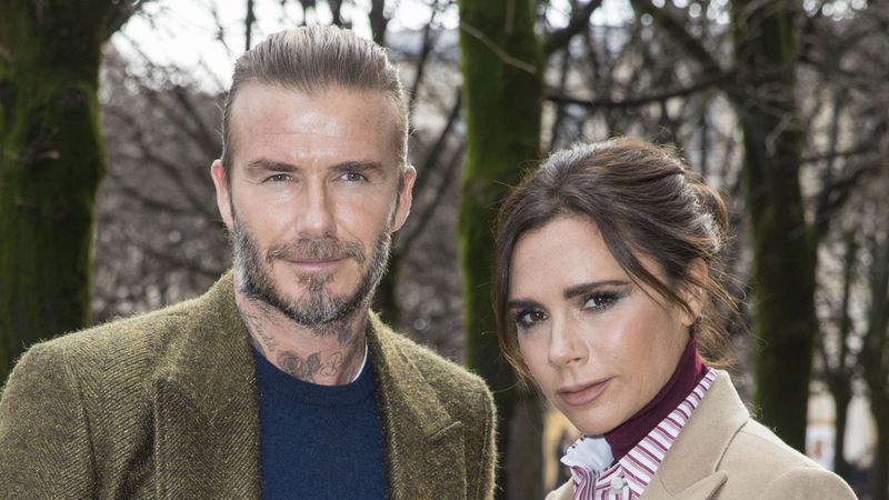 David si Victoria Beckham glumind