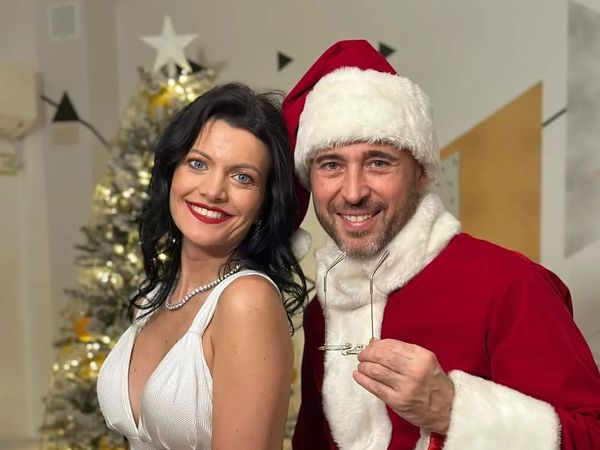 Dinu Maxer i-a dat Magdalenei Chihaia un superb inel, &icirc;nsă ce semnificație are, de fapt, gestul făcut de artist pentru iubita lui