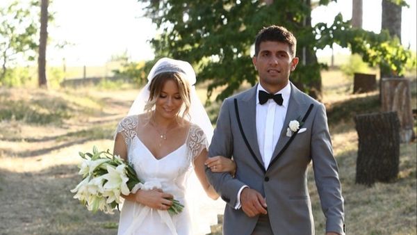 Cine este și cu ce se ocupă Cosmin Curticăpean, soțul Laurei Cosoi. Vedeta este însărcinată cu al patrulea copil