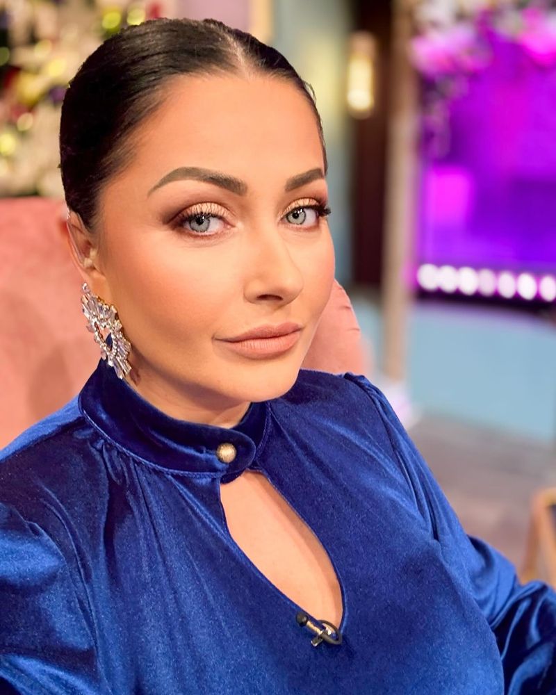 Gabriela Cristea criticata poze editate