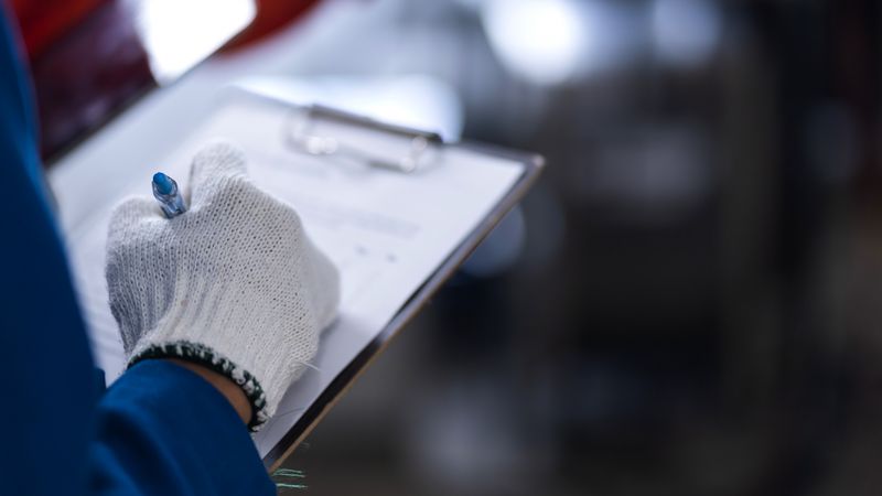 C&acirc;t costă să &icirc;ți faci IPT-ul la mașină &icirc;n 2024?