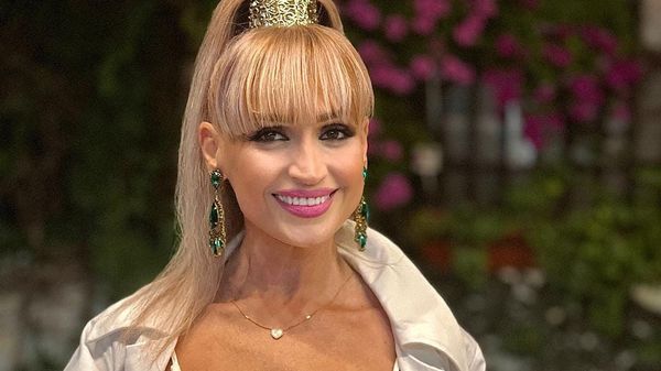 &rdquo;Nu știa ce să mai facă să pot să răm&acirc;n &icirc;nsărcinată. M-a pus să stau cu picioarele &icirc;n sus, rezemată de pereți&rdquo; Simona Florescu, dezvăluiri inedite despe modul &icirc;n care a rămas &icirc;nsărcinată cu regretatul Ion Dichiseanu