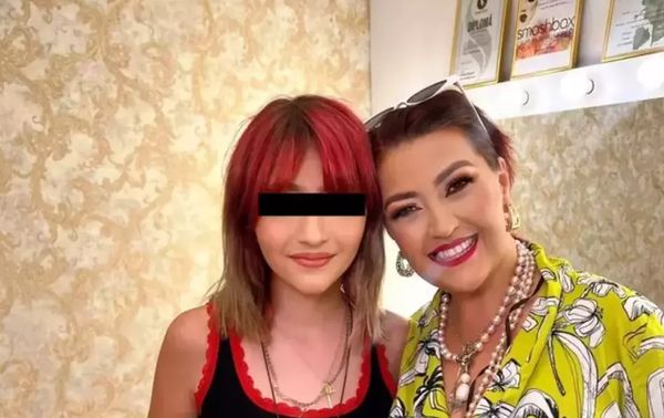 &rdquo;Este extrem de dificil pentru Sumayla. A pl&acirc;ns sărăcuța&rdquo; Decizia dificilă pe care trebuie să o ia fiica Ronei Hartner, după moartea mamei ei