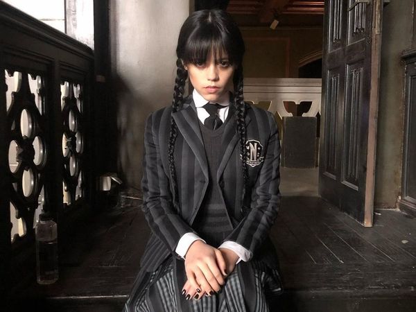 Jenna Ortega promite "mai multă groază" şi "mai multă acţiune" &icirc;n sezonul doi al serialului Wednesday