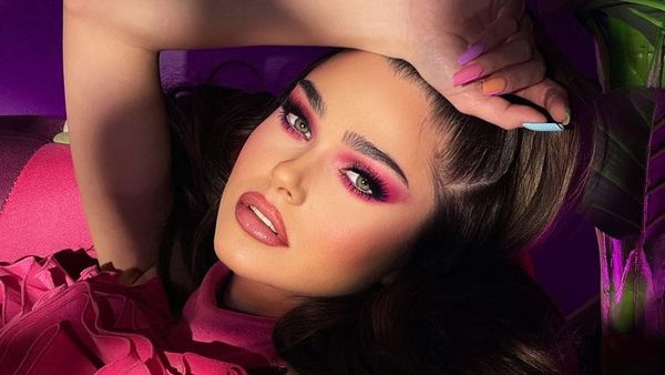 ”A crescut considerabil. Partea mea se justifică în fața oamenilor, doar că depășește de cele mai multe ori bugetul lor” Ce sumă colosală trebuie să scoți din buzunar ca să-ți cânte Theo Rose