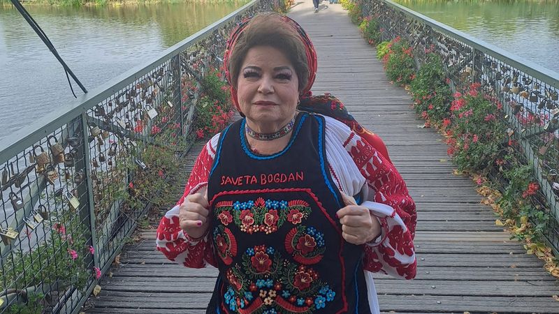 "&Icirc;i mulțumesc lui Dumnezeu că nu am pățit nimic, &icirc;nsă m-am speriat rău."Saveta Bogdan, despre clipele de groază prin care a trecut la ieșirea din restaurantul unde a c&acirc;ntat