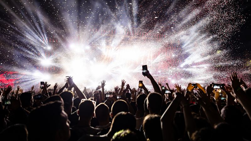 Ce faci în weekendul 19-21 ianuarie 2024: Lista evenimentelor și expozițiilor din București și marile orașe ale țării