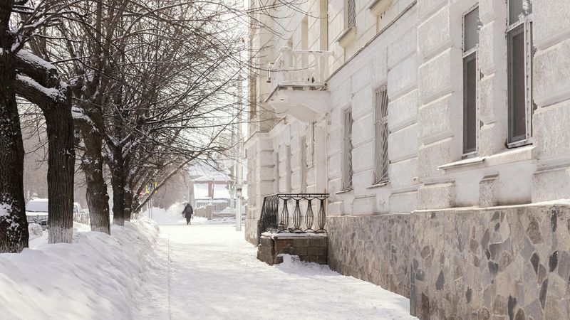 Vremea se răcește în următoarele zile! Stratul de zăpadă depășește 10 centimetri în Capitală