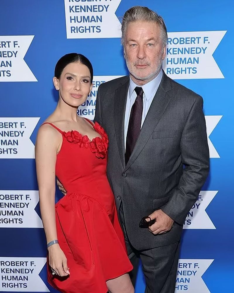  Ce se va întâmpla cu Alec Baldwin după ce a fost pus din nou sub acuzare de omor prin imprudență??