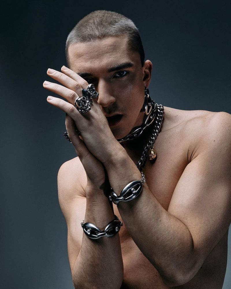 Emil Rengle insarcinat filtru reactii