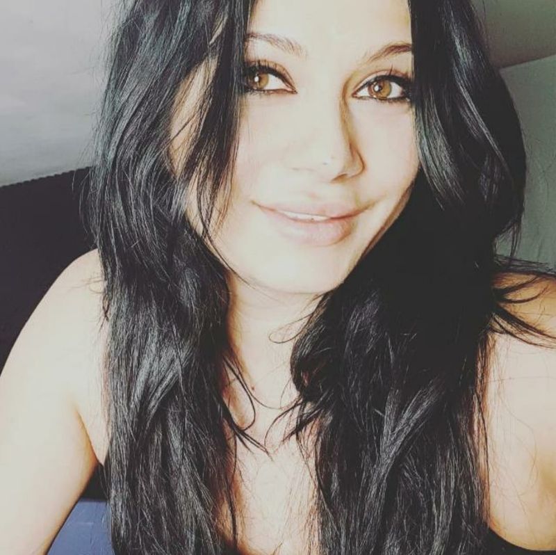 Cine este Carmen Lela, artista care s-a stins din viață la 38 de ani de o boală teribilă