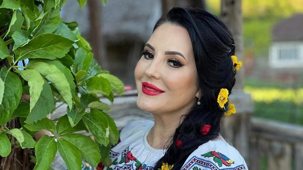 "Eu duc o povară, e foarte greu că știu că nu pot să vorbesc". Durerea care o macină de mai bine de 20 de ani pe Angela Rusu. Cu vocea tremurată, artista face confesiuni dureroase