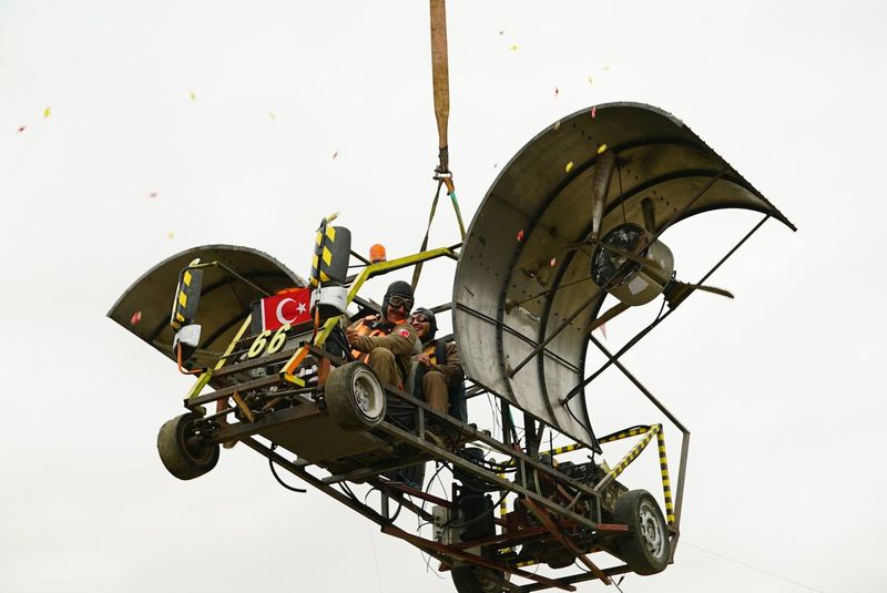 Dispozitivul de zbor creat de Hasan Hasan Kum 