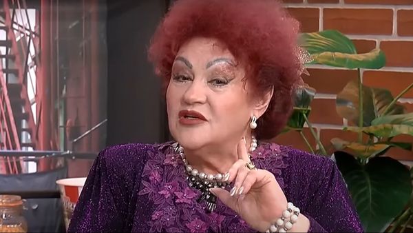 “Abia aștept să văd cum sunt, abia aștept să treacă 7 zile”, Elena Merișoreanu a trecut pragul medicului estetician. Ce procedură a ales să-și facă interpreta de muzică populară