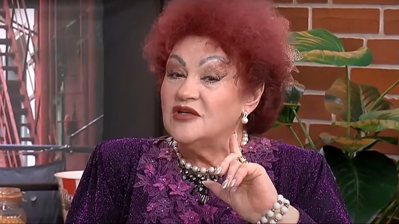 &ldquo;Abia aștept să văd cum sunt, abia aștept să treacă 7 zile&rdquo;, Elena Merișoreanu a trecut pragul medicului estetician. Ce procedură a ales să-și facă interpreta de muzică populară