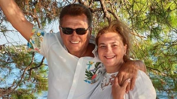  Nea Mărin, de nerecunoscut în ziua nunții sale! Imagini spectaculoase cu celebrul coregraf și soția: "Suntem împreună de 45 de ani"