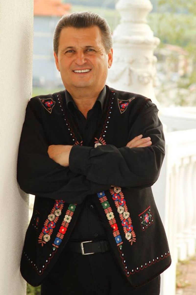 Cum arata Nea Mărin in ziua nuntii