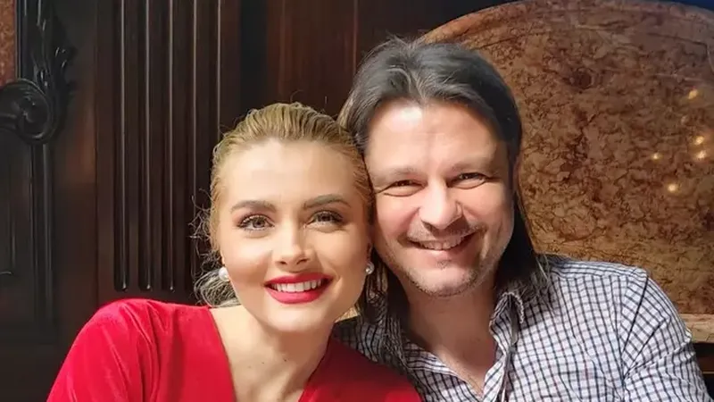 "Eram săraci, abia plecam la drum, nu aveam nimic! Părinții au adunat, ne-au făcut nunta, dar nu conta nimic!". Iana Novac și soțul ei, Octavian Dobrotă, au traversat clipe grele la &icirc;nceputul căsniciei