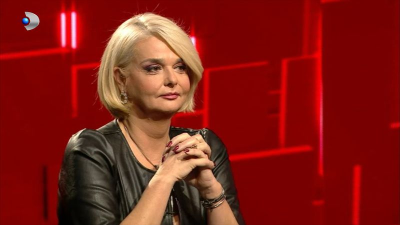 "Nu a existat &icirc;ncă de la &icirc;nceput o prietenie, dar pe măsură ce rana fiecăruia dintre noi, pentru că un divorț lasă răni de ambele părți s-a mai estompat". Iuliana Marciuc, despre despărţirea de fostul soţ, Remus Posea. &Icirc;n ce relații au rămas