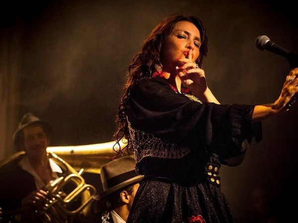 &bdquo;Din păcate, fetița a crescut &icirc;n umbra Ronei și a avut mult de suferit din cauza asta!&rdquo;. Rocco Sedano i-a interzis toată viața Ronei Hartner să o expună pe fiica lor